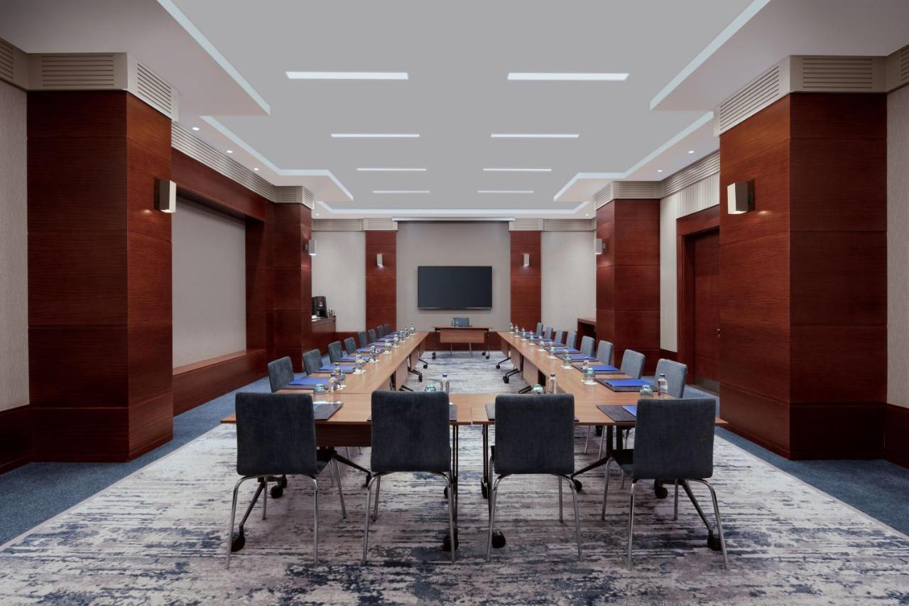 Delta Hotels By Marriott Istanbul Levent Bagian luar foto