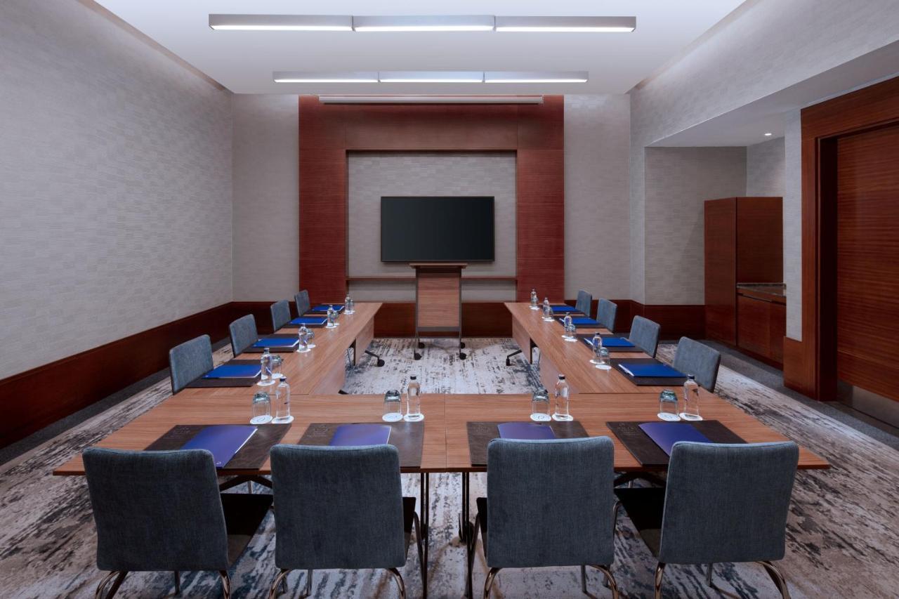 Delta Hotels By Marriott Istanbul Levent Bagian luar foto